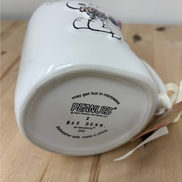 Rae Dunn Valentine LOVE Snoopy Peanuts Mug Ceramic Double Sided Purple Interior - Picture 4 of 4